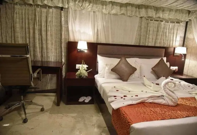 Maison 1 Chambre, Pride Hotel & Convention Centre Indore