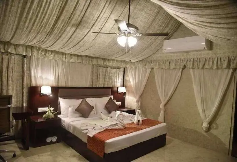 Maison 1 Chambre, Pride Hotel & Convention Centre Indore