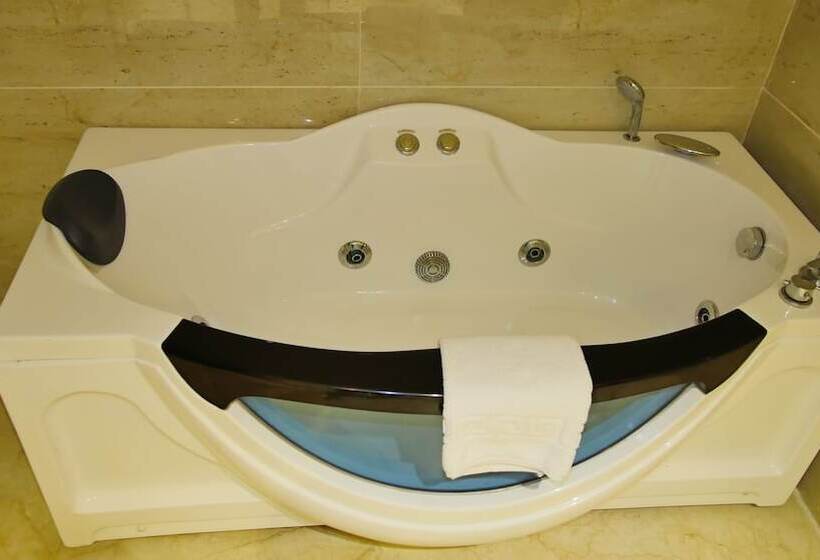 سوییت, Pride Hotel & Convention Centre Indore