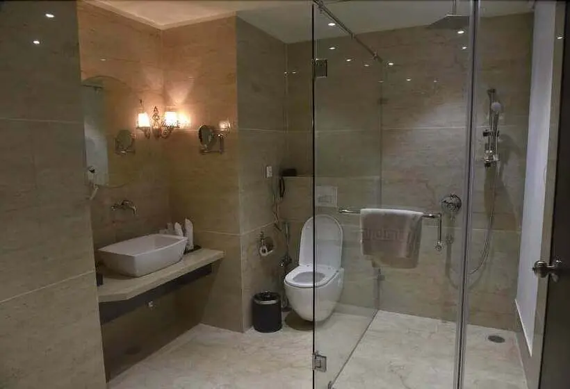 Suite, Pride Hotel & Convention Centre Indore