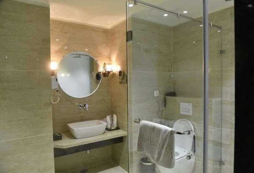 スイート, Pride Hotel & Convention Centre Indore