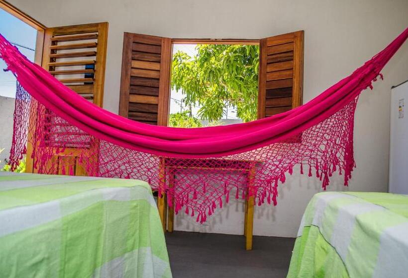 חדר סטנדרט לשלושה, B&b Chalé Jardins