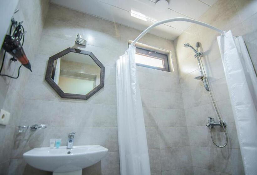 اتاق لوکس با بالکن, Boutique Hotel Bellevue