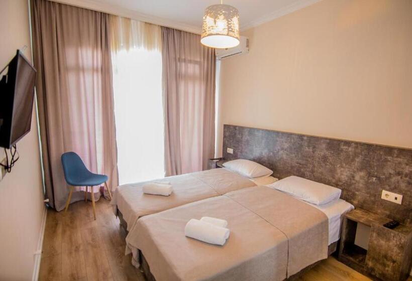 اتاق استاندارد با بالکن, Boutique Hotel Bellevue