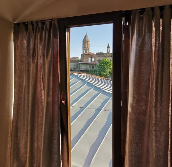 اتاق استاندارد سه نفره, Boutique Hotel Bellevue