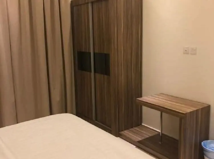 استودیوی استاندارد, Almakan Hotel 108
