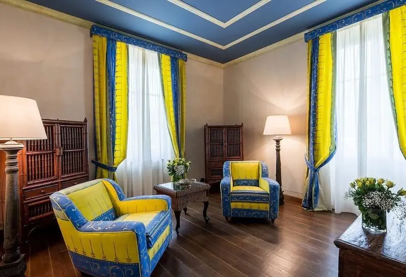 デラックススイート, Castello Di Pontebosio Luxury Resort