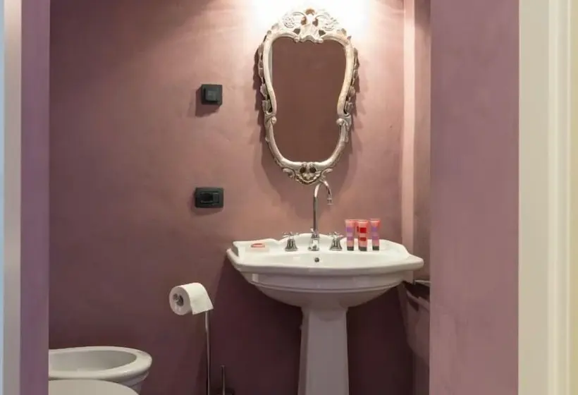デラックススイート, Castello Di Pontebosio Luxury Resort
