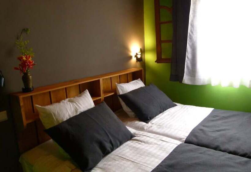 اتاق خانوادگی, Souimanga