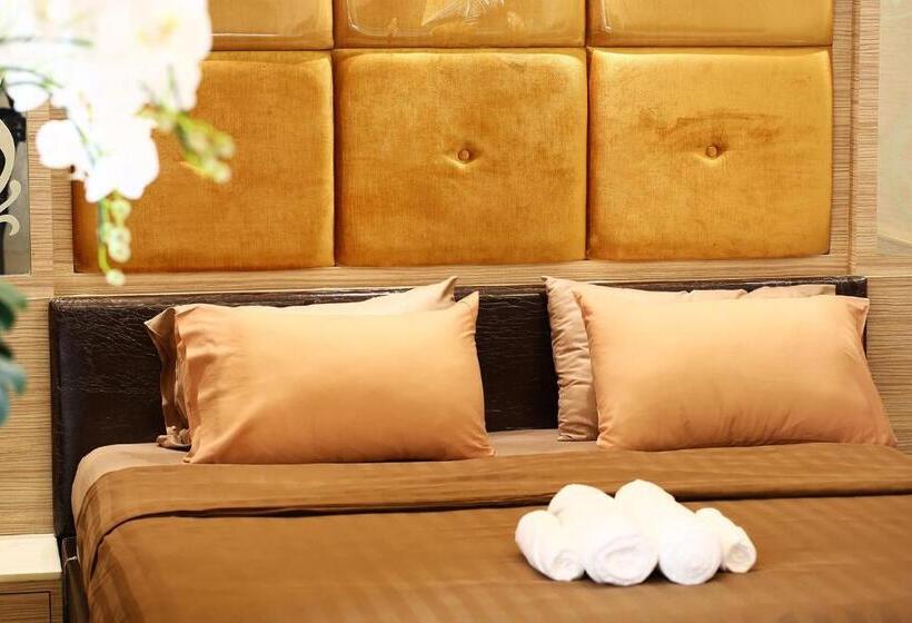 סוויטה משפחתית, The Luxury Residence