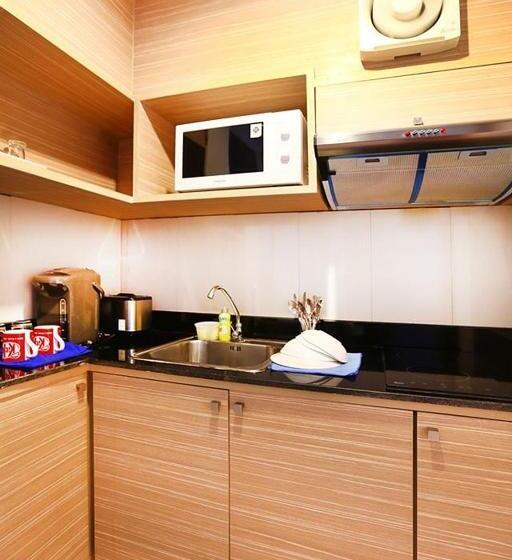 חדר משפתחתי סופריור, The Luxury Residence