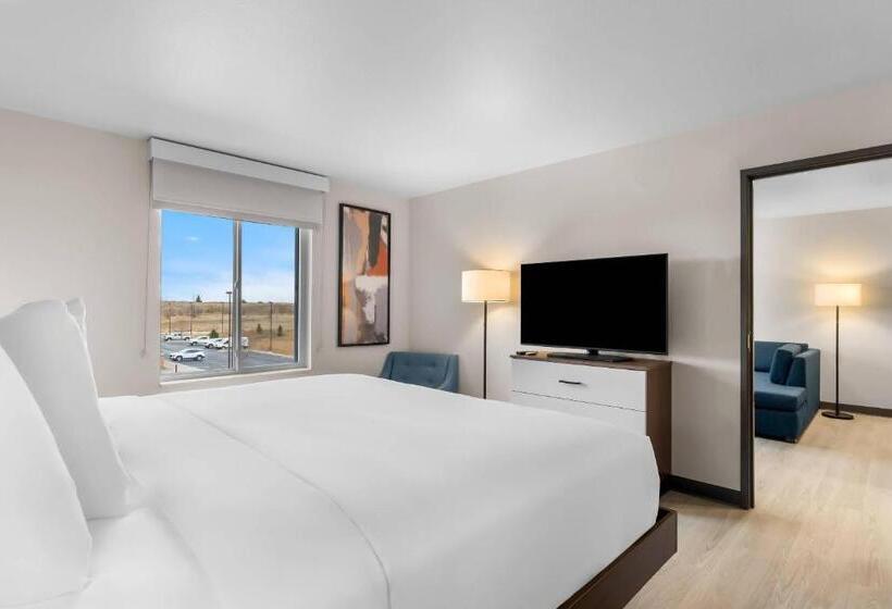 سوییت سوپریور, Everhome Suites Cheyenne