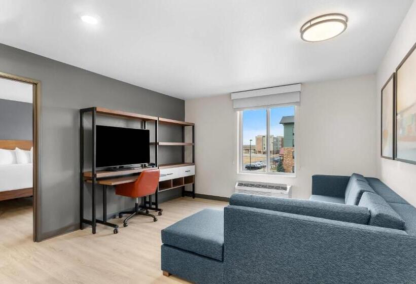 سوییت سوپریور, Everhome Suites Cheyenne