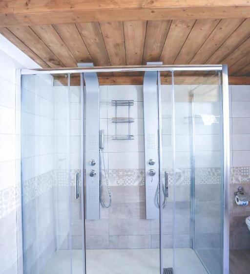 غرفة ديلوكس رباعية, Il Viaggiatore Via Indipendenza 2