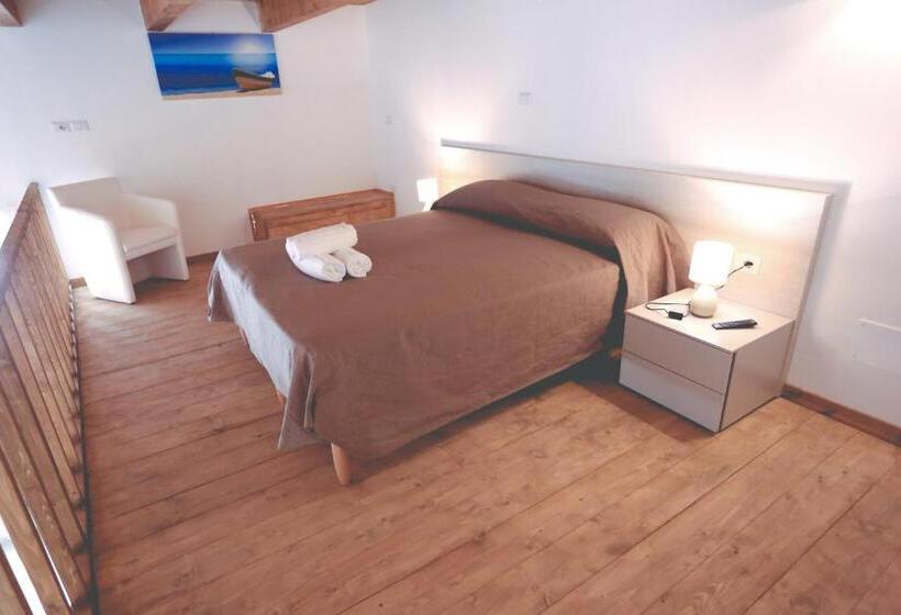 غرفة ديلوكس رباعية, Il Viaggiatore Via Indipendenza 2