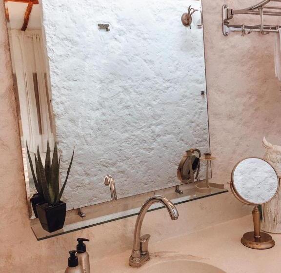 غرفة قياسية, Infinito La Casona