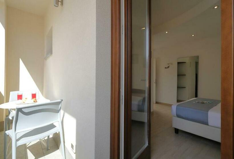 غرفة قياسية مزوَّدة بشُرفة, Soffio D'estate