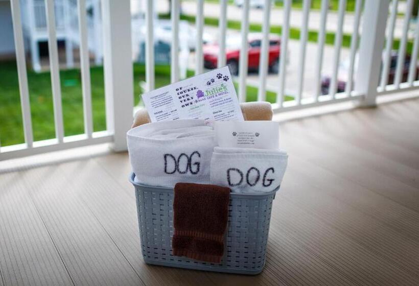 غرفة قياسية, Julie's Park Cafe & Motel