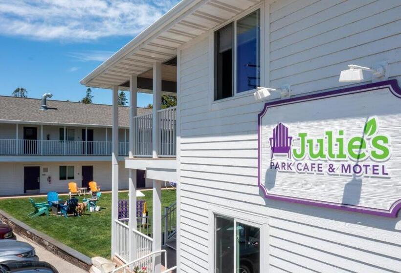 Номер Стандарт Кровать Квин Адаптированный для Инвалидов, Julie's Park Cafe & Motel
