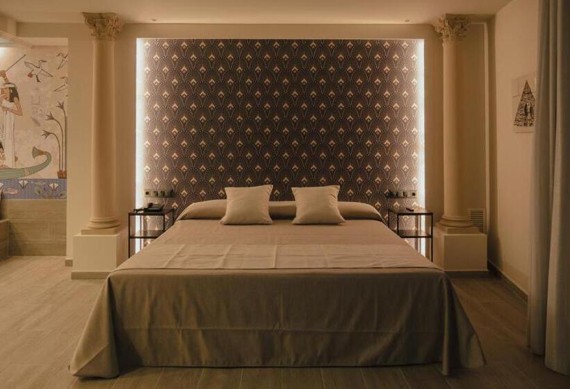 جناح سوبيريور, Valle Del Nilo