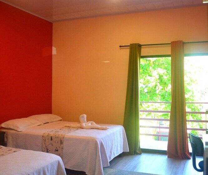 スタンダード４人部屋, Millenium Manuel Antonio Park And Beach