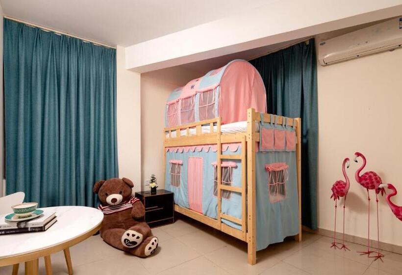 جناح غرفتين نوم, Summer Tree Inn