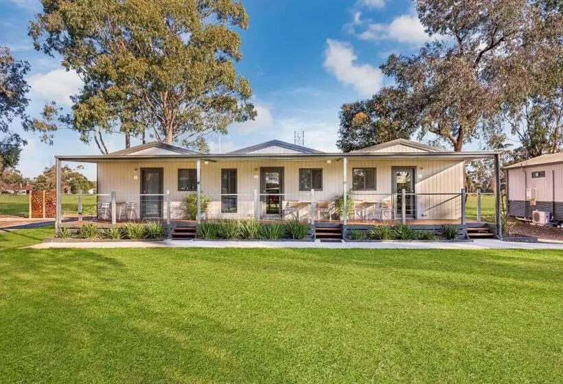 Standard-studio, Big4 Bendigo Marong Holiday Park