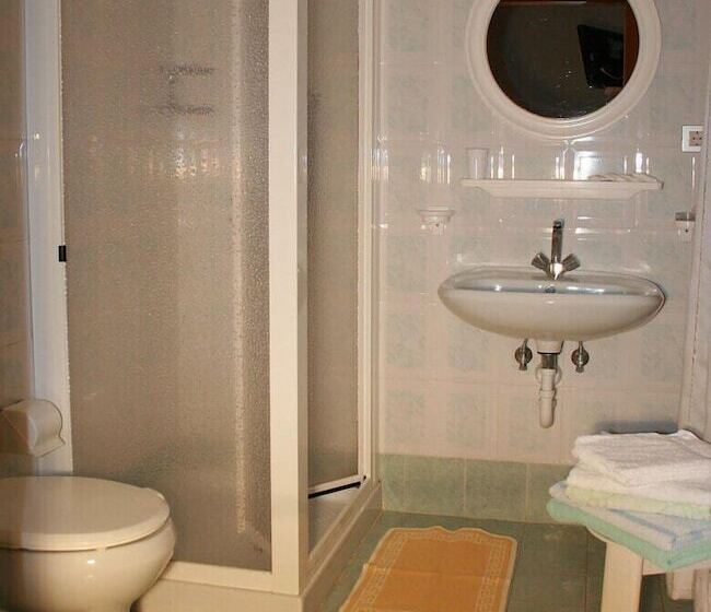 اتاق استاندارد با بالکن, Garni Defrancesco