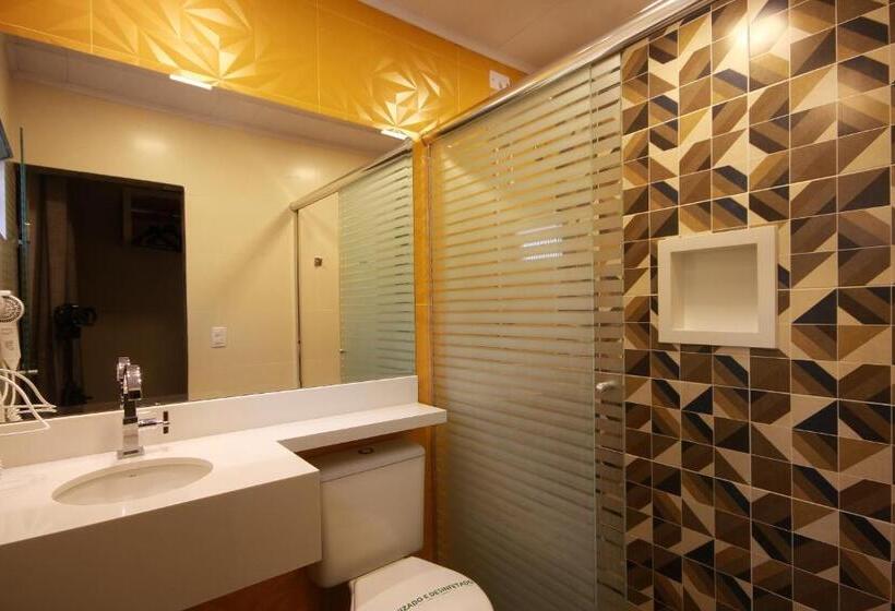 اتاق لوکس, Gloria Plaza