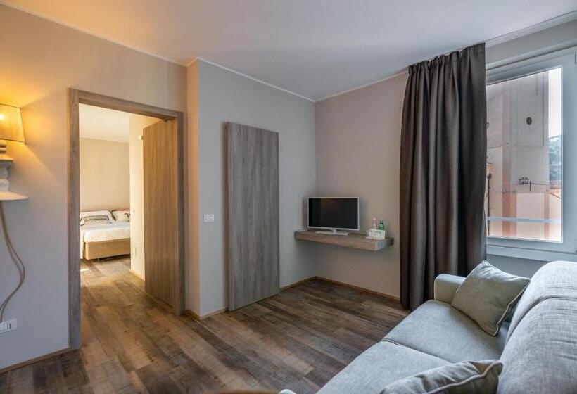 Люкс, Marina Garden