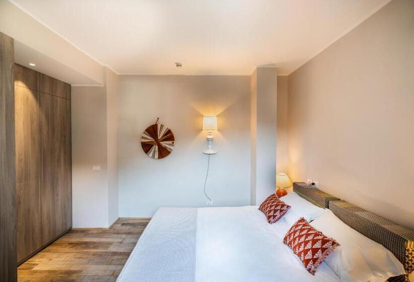 Люкс с Балконом, Marina Garden