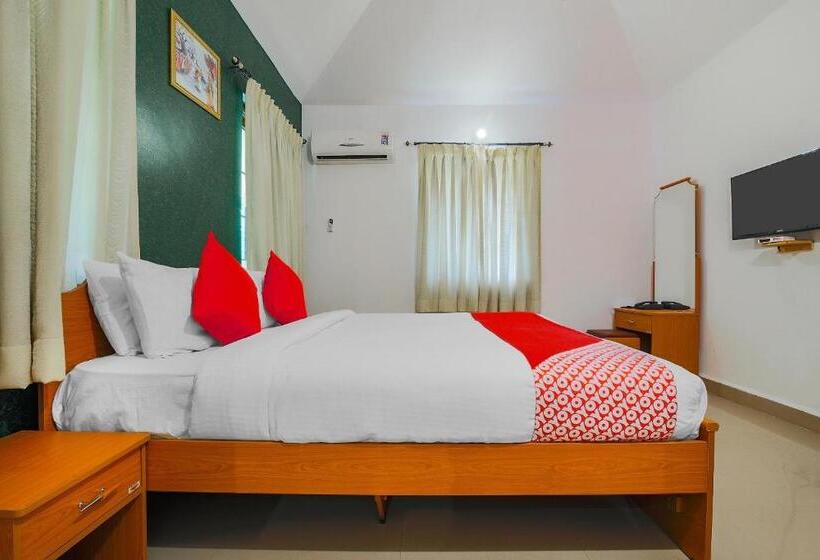 Трехместный Номер Классика, Super Hotel O The Goan Courtyard