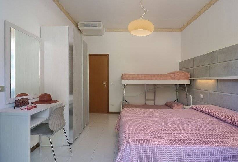 4인용 스탠다드 룸, Suisse