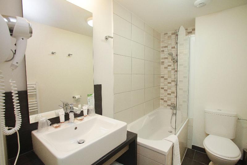 스탠다드 트리플 룸, Suisse