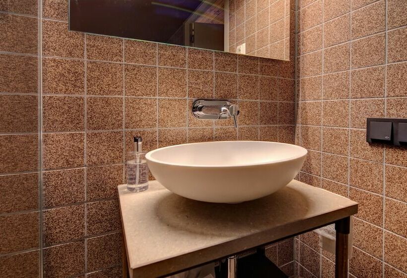 غرفة قياسية, Van De Vijsel