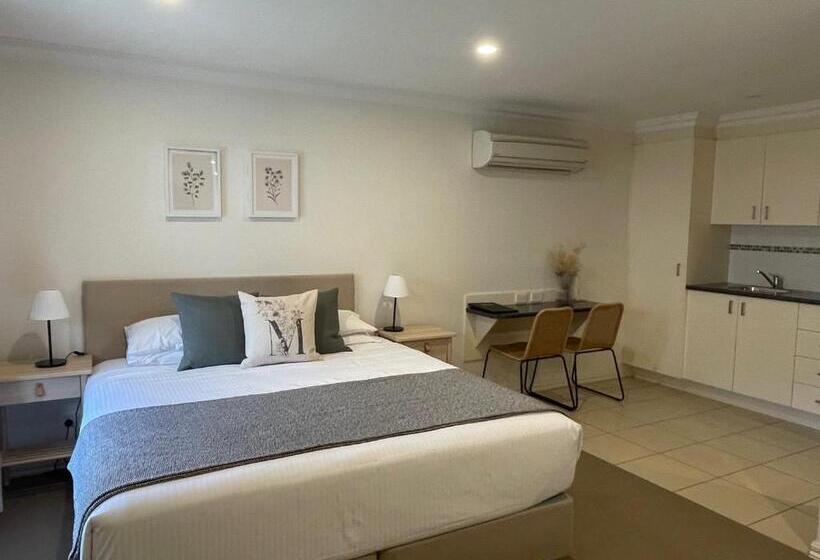 Номер Deluxe, Millthorpe Motel