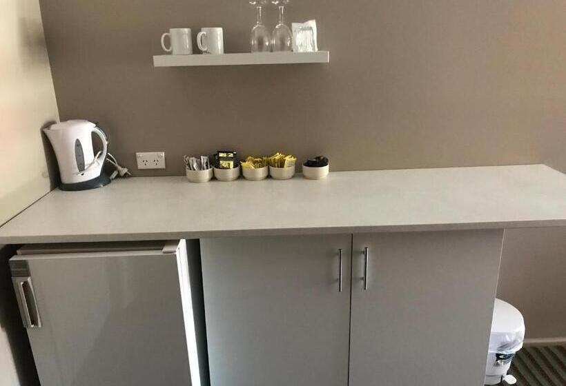 패밀리 룸, Cottonwood Lodge