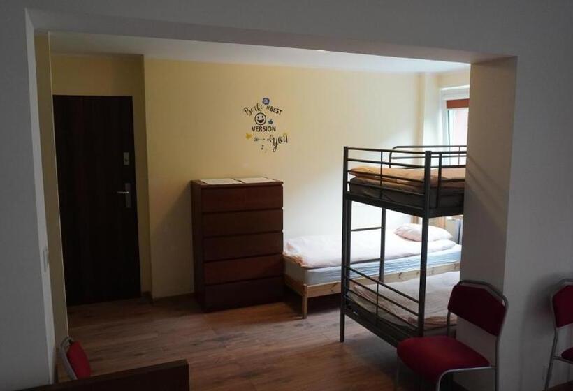 패밀리 룸, Hostel4u