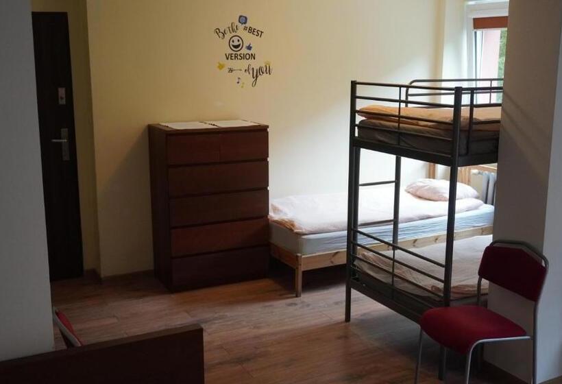 패밀리 룸, Hostel4u