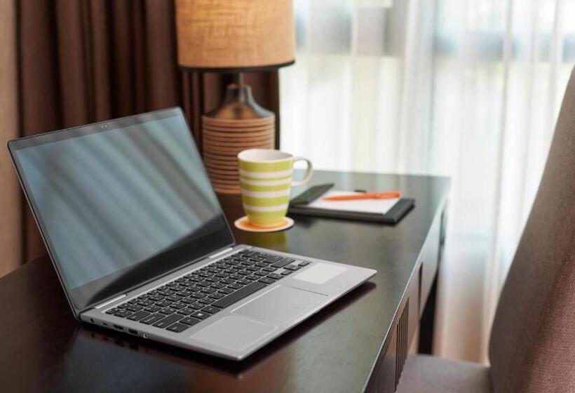 带大床的高级房间, Amari Vang Vieng