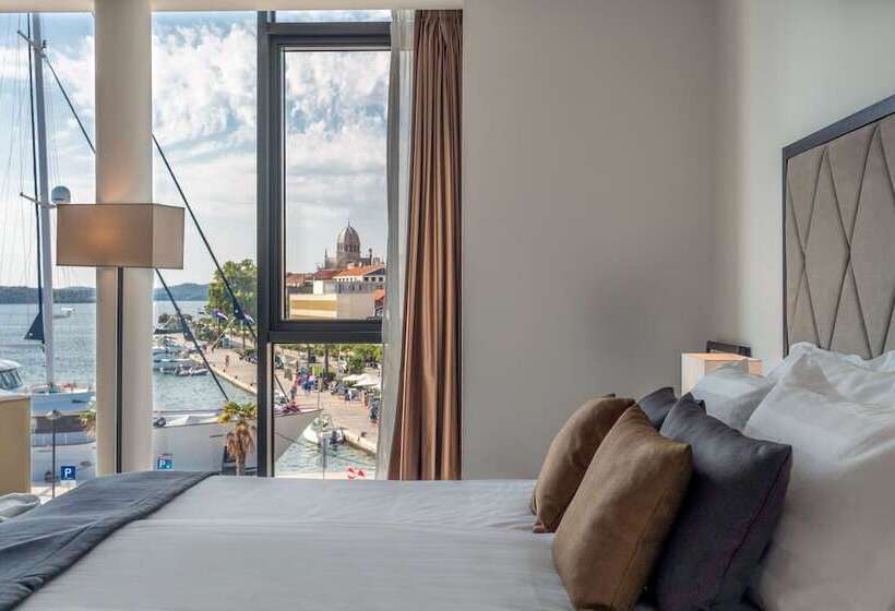 Полулюкс Вид на Море, Bellevue Superior City