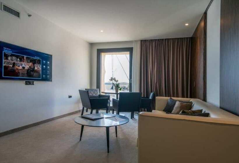 Полулюкс Вид на Море, Bellevue Superior City