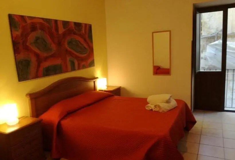 اتاق استاندارد سه نفره, Gli Agrumi Rooms