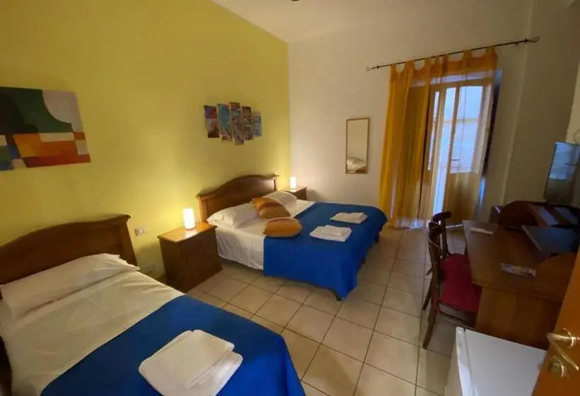 اتاق استاندارد سه نفره, Gli Agrumi Rooms