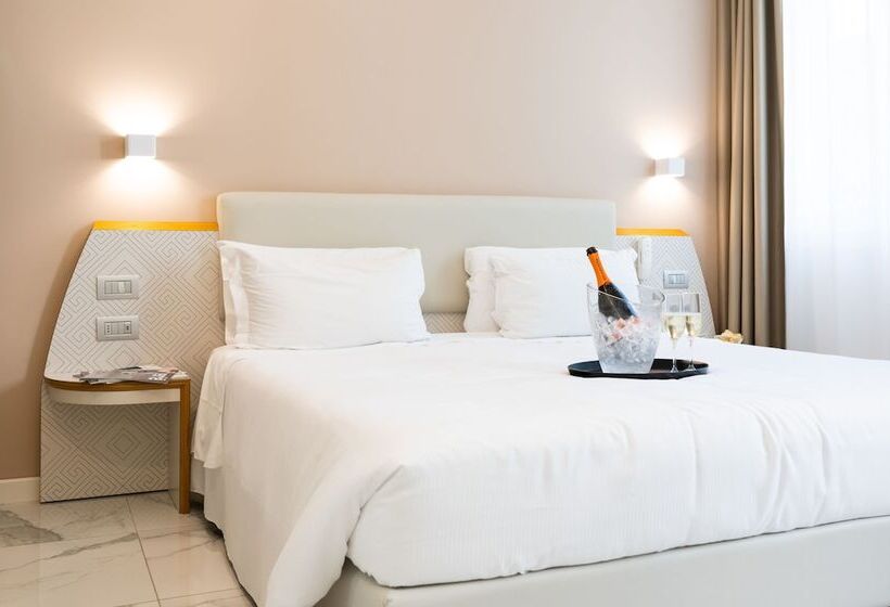 标准间, Milano Castello