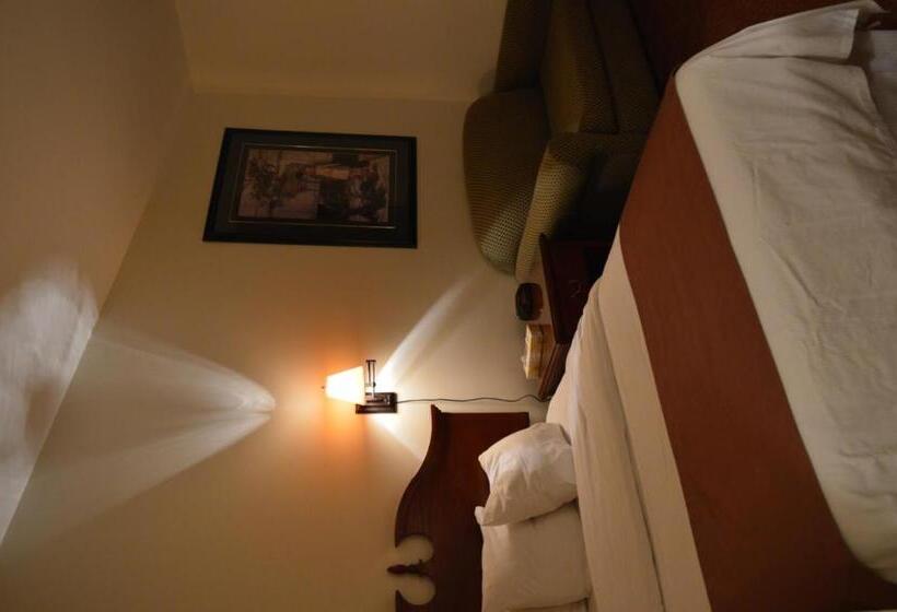 스탠다드 룸, Port Aux Basques