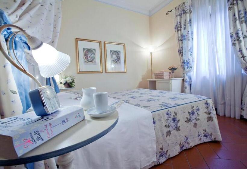 اتاق استاندارد با چشم‌انداز, Tenuta Quadrifoglio