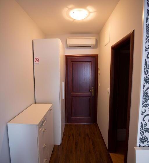 Номер Стандарт в Мансарде, Villa Tamaris