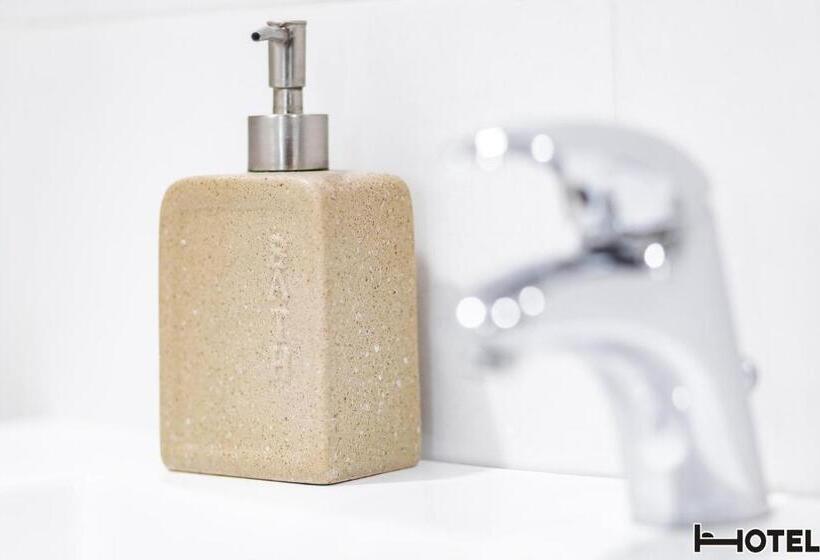 Lakosztály, Youri Il Magnifico