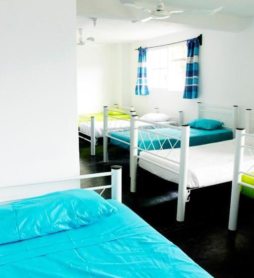 ファミリールーム, Hostal Azul Y Blanco